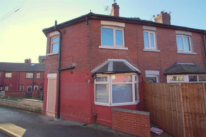 1 Bedroom Flat To Rent In Fewston Avenue, Leeds LS9