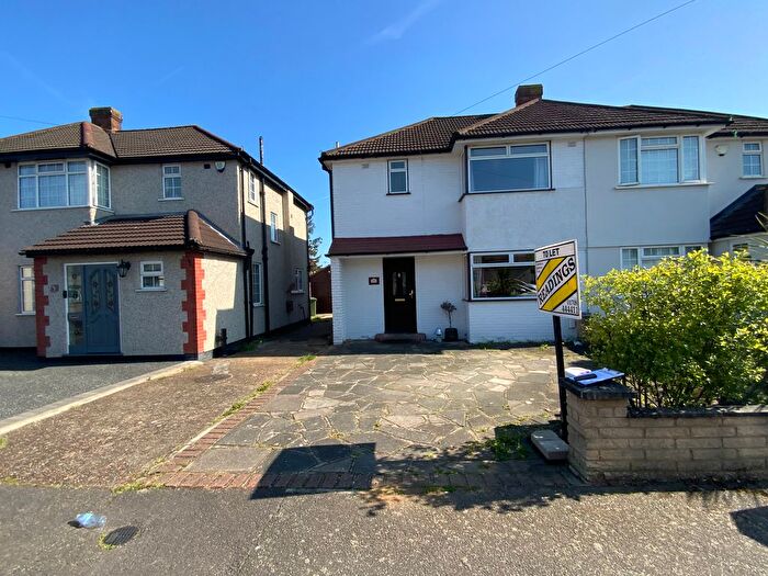 3 Bedroom Semi-Detached House To Rent In Windermere Avenue, Elm Park, RM12