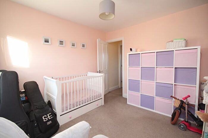 2 Bedroom Semi-Detached House For Sale In Priory Road, Tonbridge, TN9
