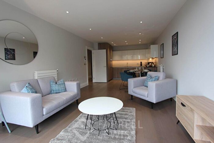 1 Bedroom Apartment To Rent In Queenshurst, Kingston Upon Thames, KT2