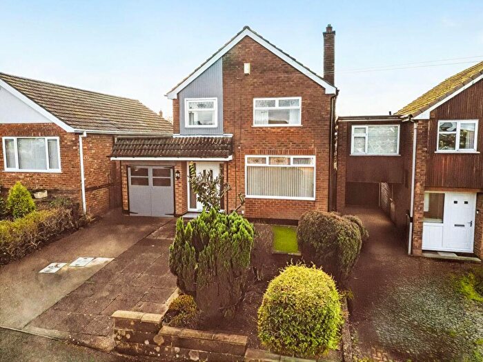 3 Bedroom Detached House For Sale In Upminster Drive, Arnold, Nottingham, NG5