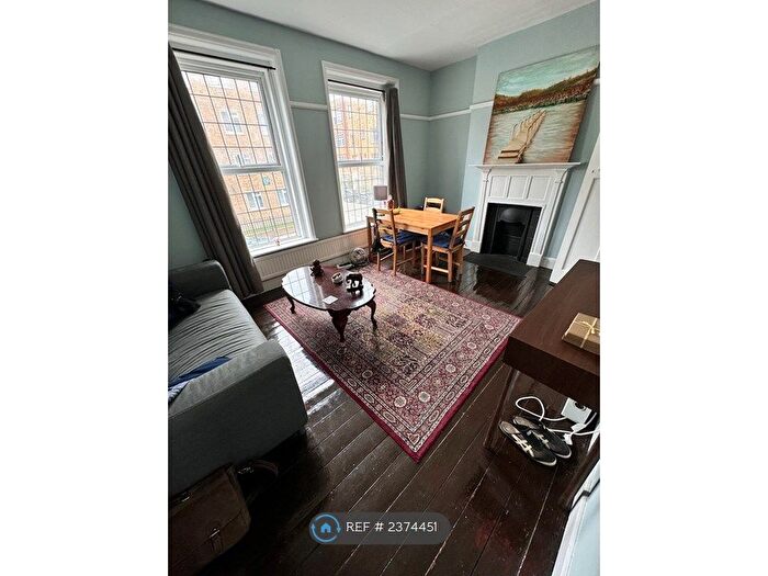 1 Bedroom Flat To Rent In Sussex House, London, NW1