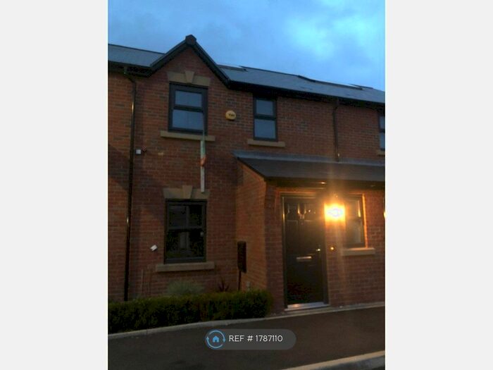 3 Bedroom Terraced House To Rent In Bridgewater Wharf, Droylsden, Manchester, M43