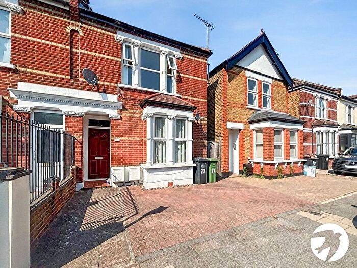 1 Bedroom Flat To Rent In Essex Road, Dartford, Kent, DA1