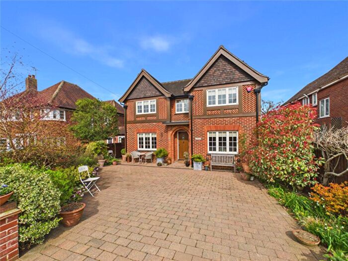 5 Bedroom Detached House For Sale In Acland Avenue, Colchester, Essex, CO3