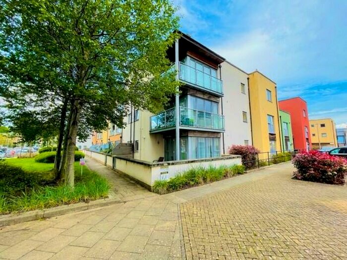 1 Bedroom Flat To Rent In Merchant Square, Portishead, BS20