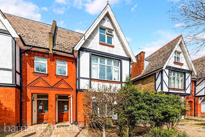 1 Bedroom Apartment To Rent In Berrylands Road, Surbiton, KT5