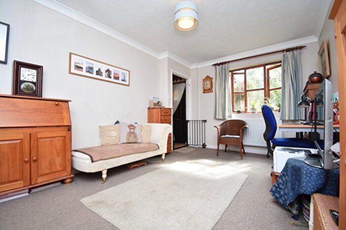 2 Bedroom Terraced House For Sale In Airedale Close, Norwich, NR3