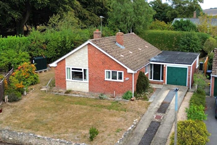 3 Bedroom Detached Bungalow For Sale In Astley Close, Pewsey, SN9