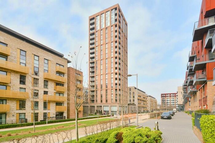 2 Bedroom Apartment To Rent In Oslo Tower, Greenland Place, Canada Water, SE8