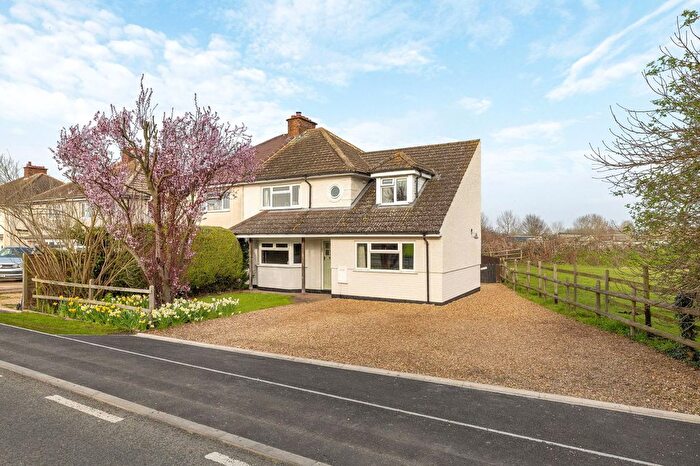 4 Bedroom Semi Detached House For Sale In Earith Road, Colne, Huntingdon, PE28