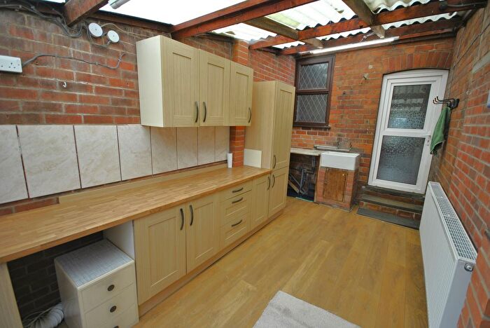 3 Bedroom Cottage For Sale In Hesley, Doncaster, DN11