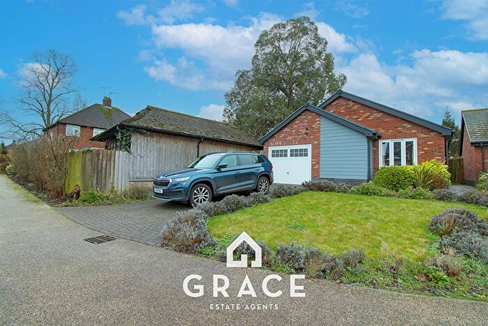 2 Bedroom Detached Bungalow For Sale In Ransome Road, Ipswich, IP3