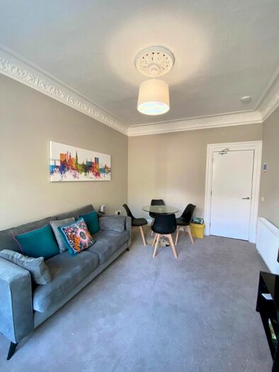 2 Bedroom Flat To Rent In Forfar Road, Stobswell, Dundee, DD4