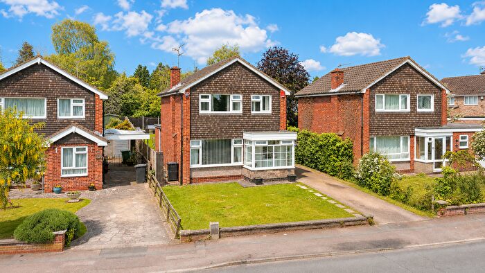 3 Bedroom Detached House For Sale In Amanda Road, Leicester, Leicestershire, LE2
