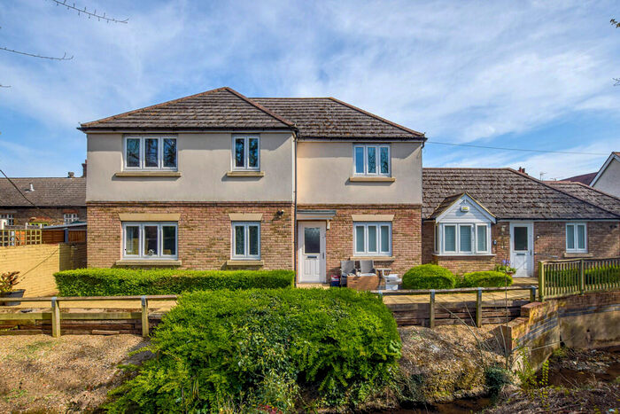 2 Bedroom Apartment To Rent In Marston Road, Hoddesdon, EN11