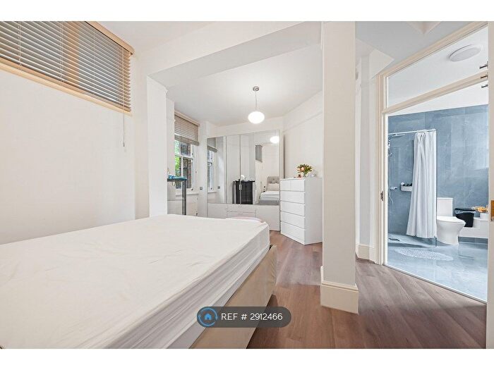 1 Bedroom Flat To Rent In Dulverton Mansions, London, WC1X