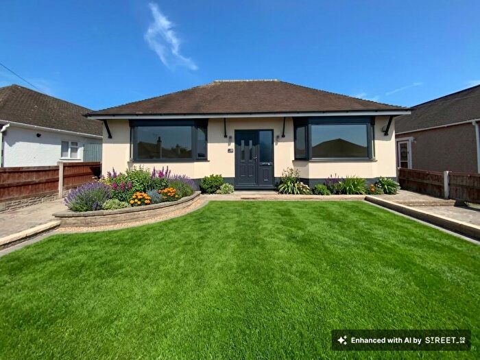 3 Bedroom Detached Bungalow For Sale In Gillian Drive, Rhyl, LL18