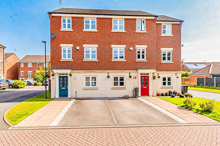 3 Bedroom Semi-Detached House For Sale In Badgerdale Way, Littleover, Derby, DE23