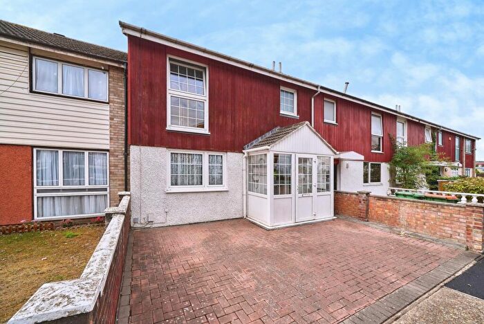 3 Bedroom Terraced House For Sale In Amity Road, London, London, E15