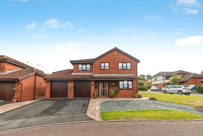 4 Bedroom Detached House For Sale In Dale View, Chorley, Lancashire, PR7