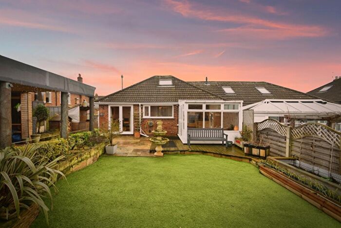 2 Bedroom Semi-Detached Bungalow For Sale In Aspin Park Road, Knaresborough, HG5