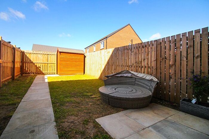3 Bedroom Semi-Detached House For Sale In Walton Heath Way, Ashington, NE63