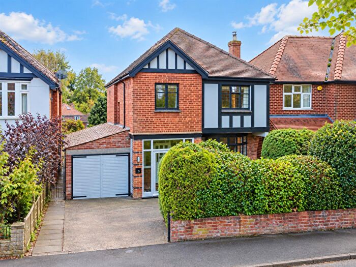 3 Bedroom Detached House For Sale In Ridsdale Road, Nottingham, NG5
