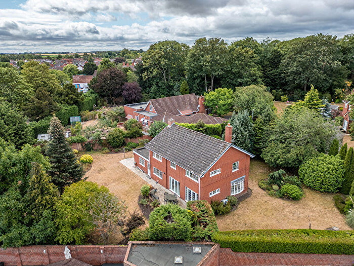 4 Bedroom Detached House For Sale In Blyth Hall, Blyth, S81