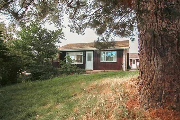 2 Bedroom Bungalow For Sale In Lenwood Country Club, Lenwood Road, Northam, Bideford, EX39