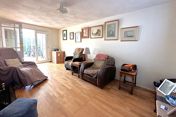 2 Bedroom End Of Terrace House For Sale In Canute Road, Deal, CT14