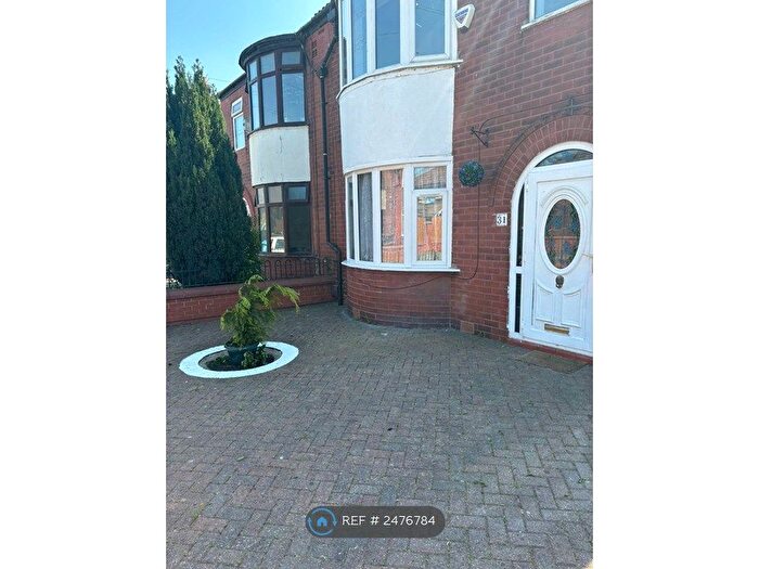 3 Bedroom Semi-Detached House To Rent In Brendon Avenue, Manchester, M40