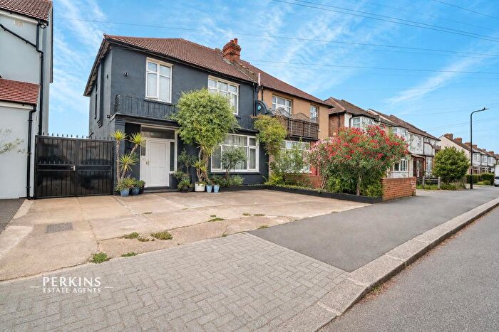 4 Bedroom Semi Detached House For Sale In Wembley, HA9
