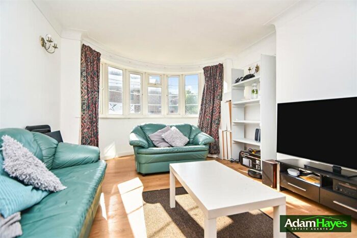 3 Bedroom Apartment To Rent In Beaufort Park, Hampstead Garden Suburb, NW11