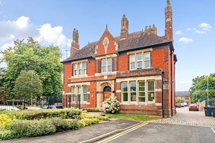 2 Bedroom Flat For Sale In Townsend Close, Peterborough, Cambridgeshire, PE1