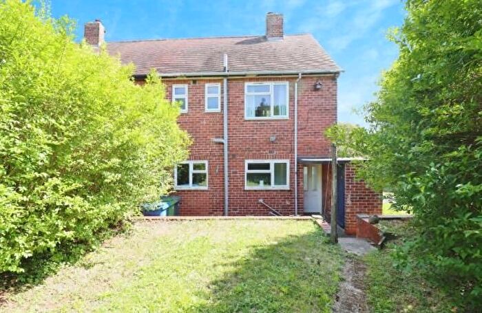 3 Bedroom Property To Rent In Spital Lane, Chesterfield, S41