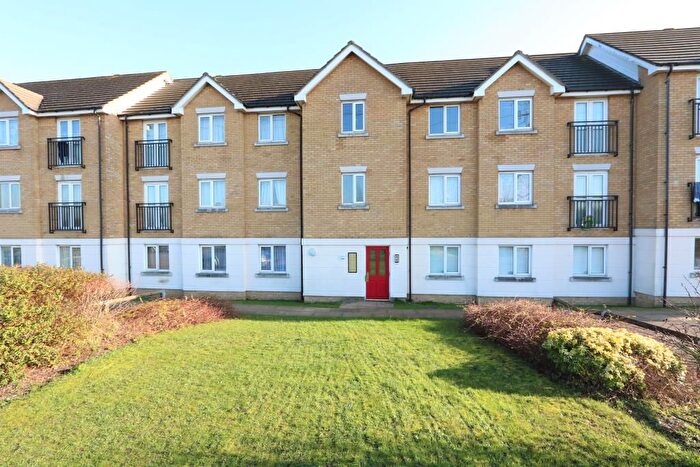 2 Bedroom Flat To Rent In Grenville Road, Chafford Hundred, Grays, RM16