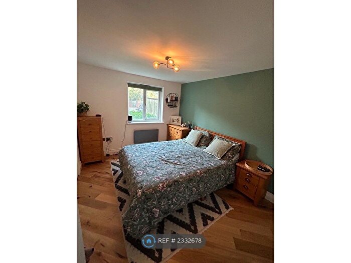 2 Bedroom Flat To Rent In Cribbs Causeway, Bristol, BS10