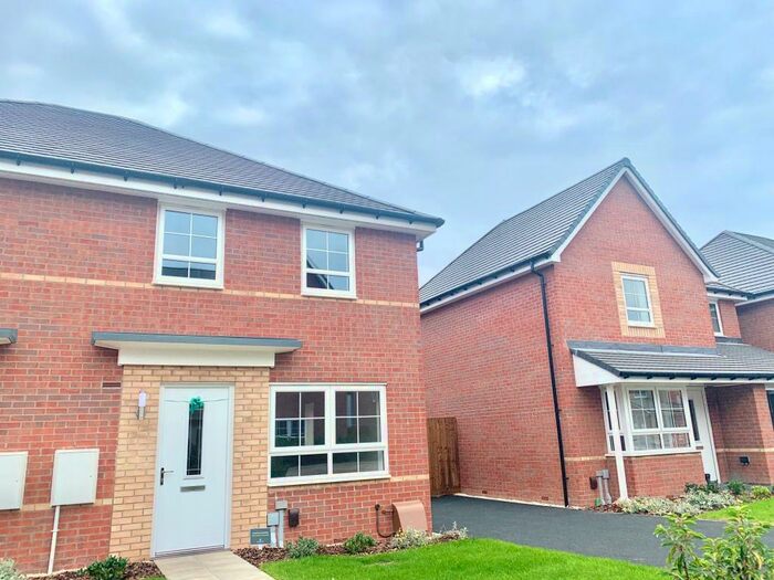 3 Bedroom Semi-Detached House To Rent In Regeneration Way, Beeston, NG9