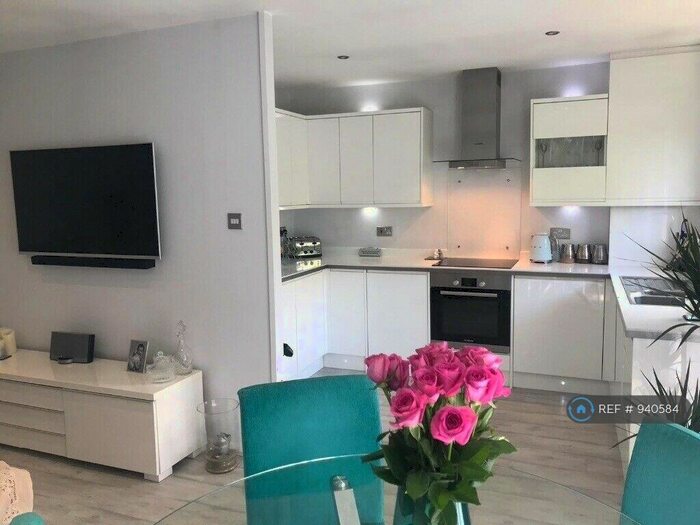 1 Bedroom Flat To Rent In Beckenham, Beckenham, BR3