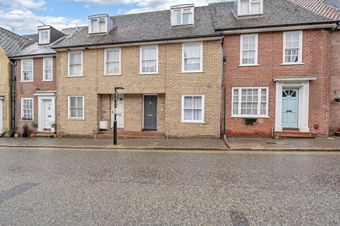 3 Bedroom Terraced House For Sale In Southgate Street, Bury St. Edmunds, IP33