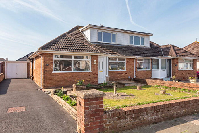 3 Bedroom Semi-Detached Bungalow For Sale In Kilgrimol Gardens, Lytham St. Annes, FY8