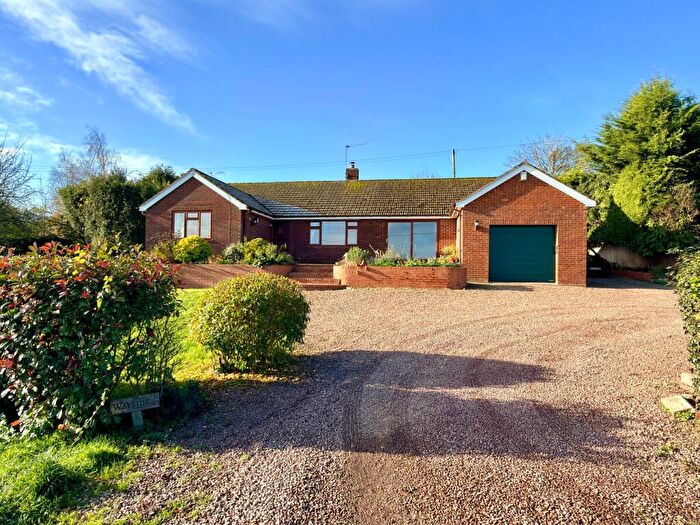 3 Bedroom Detached Bungalow For Sale In Wood Street, Bushley, Tewkesbury, GL20