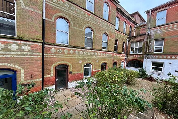 1 Bedroom Flat To Rent In The Cranfield, Hine Hall, Mapperley, NG3