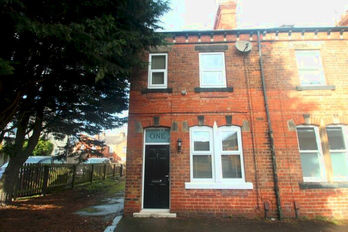 3 Bedroom End Of Terrace House To Rent In Roker Road Harrogate, North Yorkshire, HG1