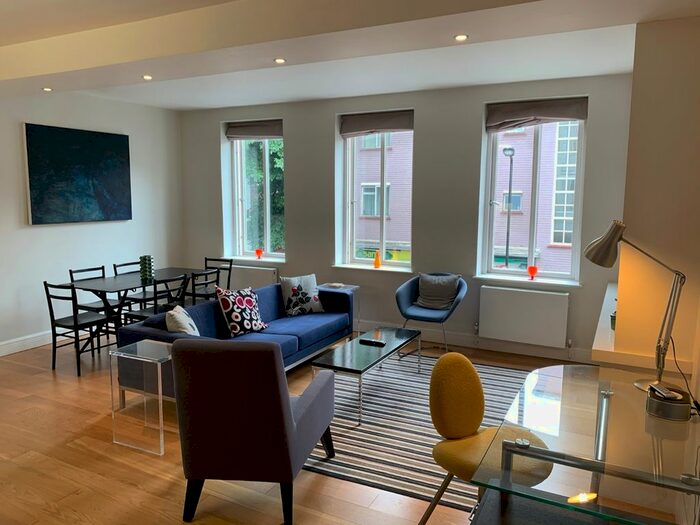 2 Bedroom Flat To Rent In Red Lion Street, Bloomsbury, WC1R