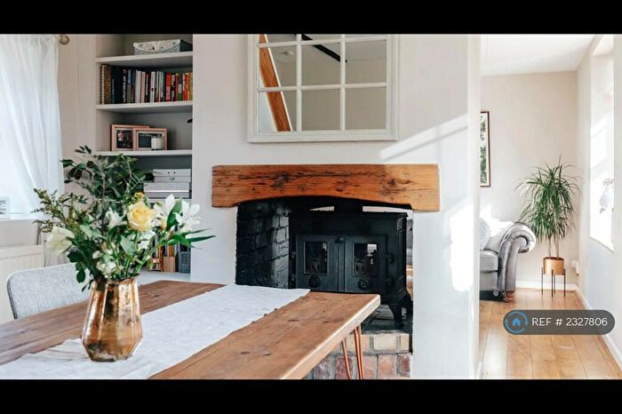 2 Bedroom Semi-Detached House To Rent In Beacon Lane, Winterbourne, Bristol, BS36