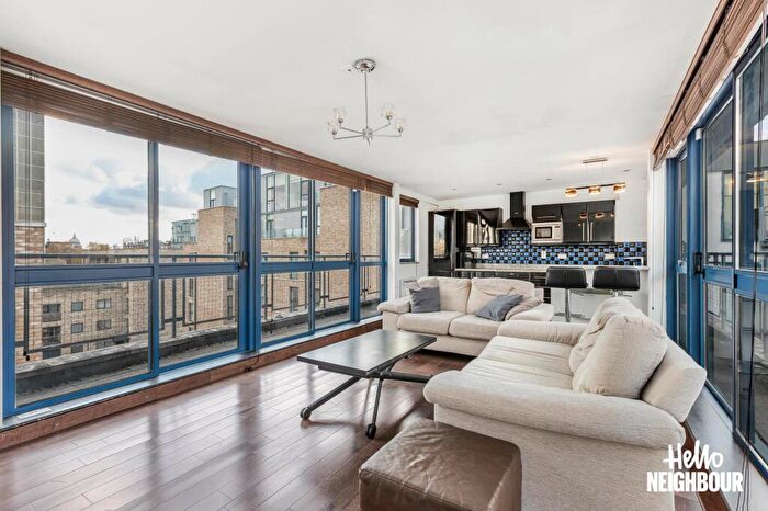 2 Bedroom Maisonette To Rent In Masons Yard, London, EC1V