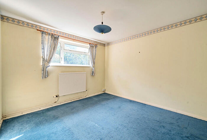 2 Bedroom Bungalow For Sale In Birch Road, Kingscourt, Stroud, Gloucestershire, GL5