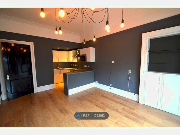 2 Bedroom Flat To Rent In Craigpark, Glasgow, G31